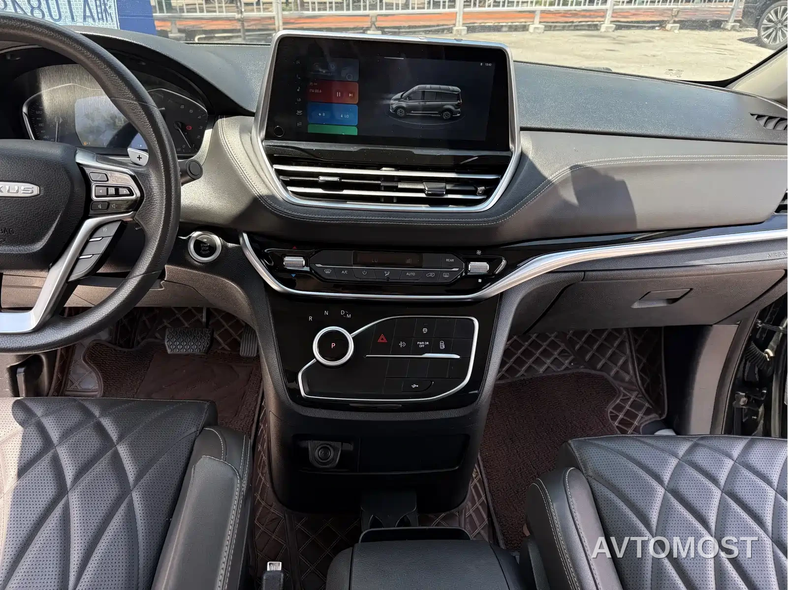 SAIC Maxus G20 2023 Facelift PLUS 2.0T Diesel Automatic Luxury Edition — фото 17
