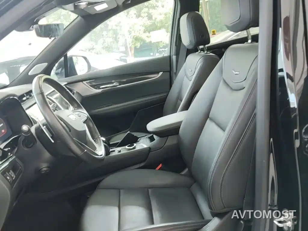 Cadillac XT6 2025 2.0T 6-Seater AWD Executive Black Label Edition — фото 11