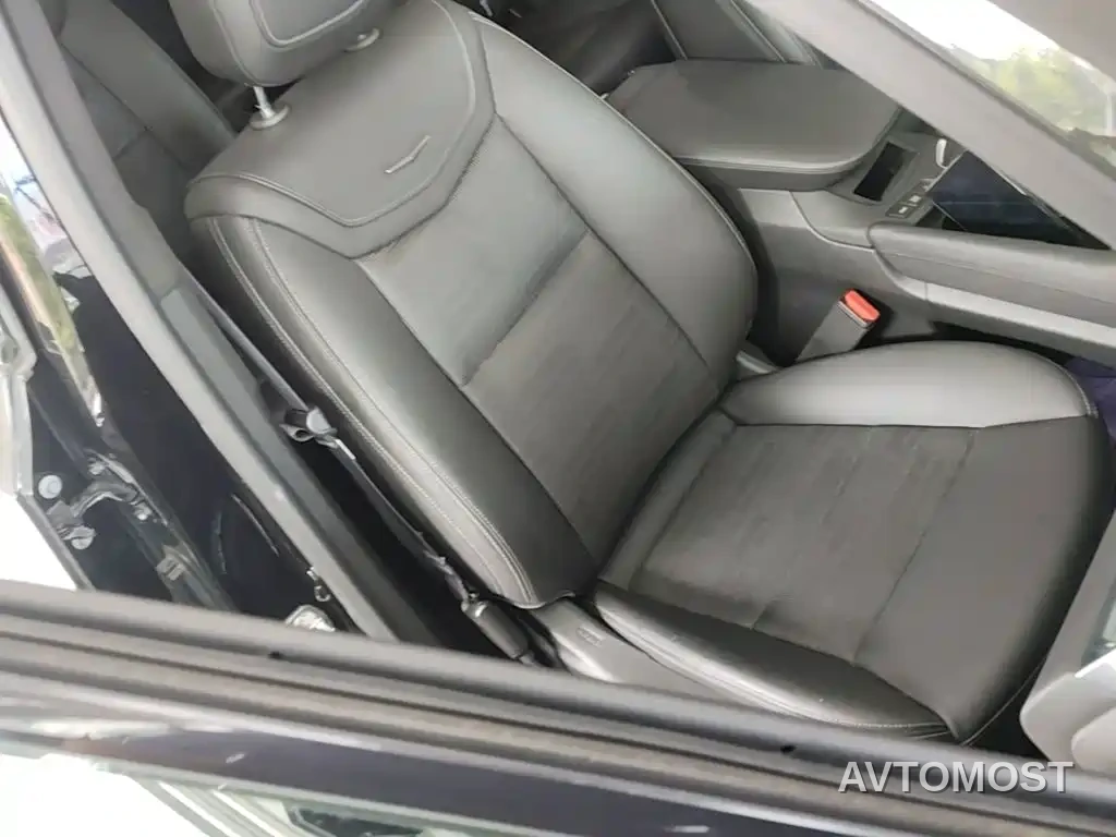 Cadillac XT6 2025 2.0T 6-Seater AWD Executive Black Label Edition — фото 19