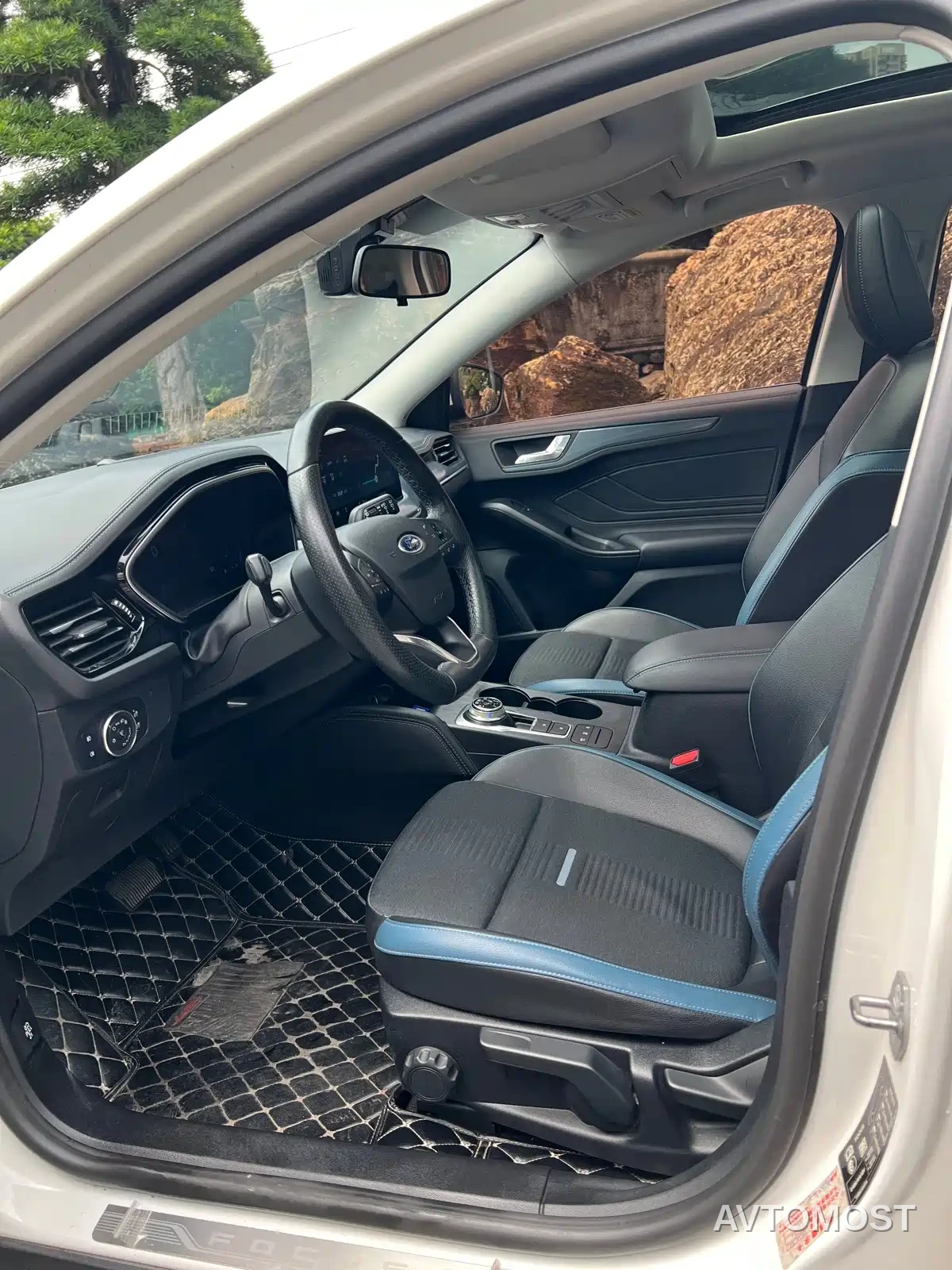 Ford Focus 2021 Shooting Brake EcoBoost 180 Auto Hunter — фото 8