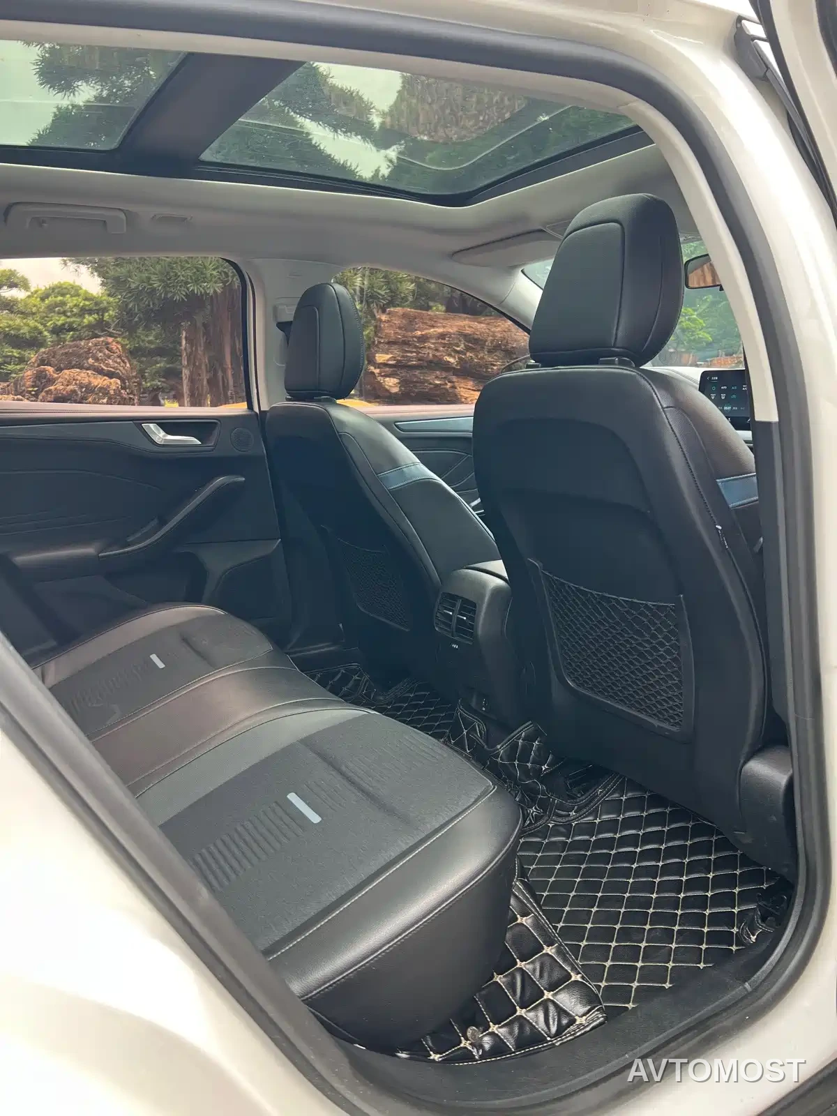Ford Focus 2021 Shooting Brake EcoBoost 180 Auto Hunter — фото 10