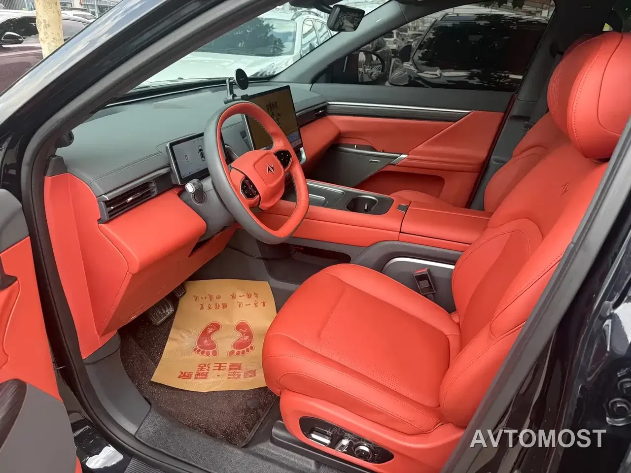 Dongfeng Yipai eπ008 2024 210Max Range Extender 6-Seater — фото 7