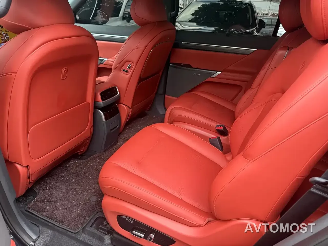 Dongfeng Yipai eπ008 2024 210Max Range Extender 6-Seater — фото 8
