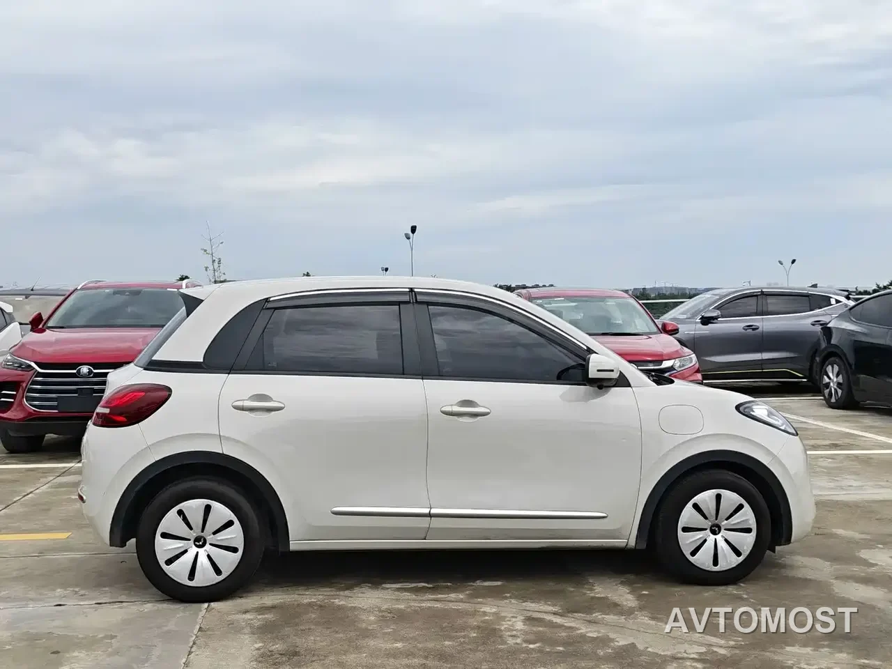 Wuling Bingo 2023 Model 203km Lite Enjoyment Edition — фото 4