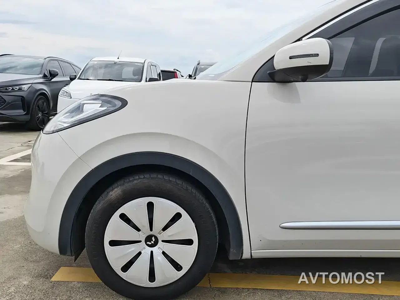 Wuling Bingo 2023 Model 203km Lite Enjoyment Edition — фото 8
