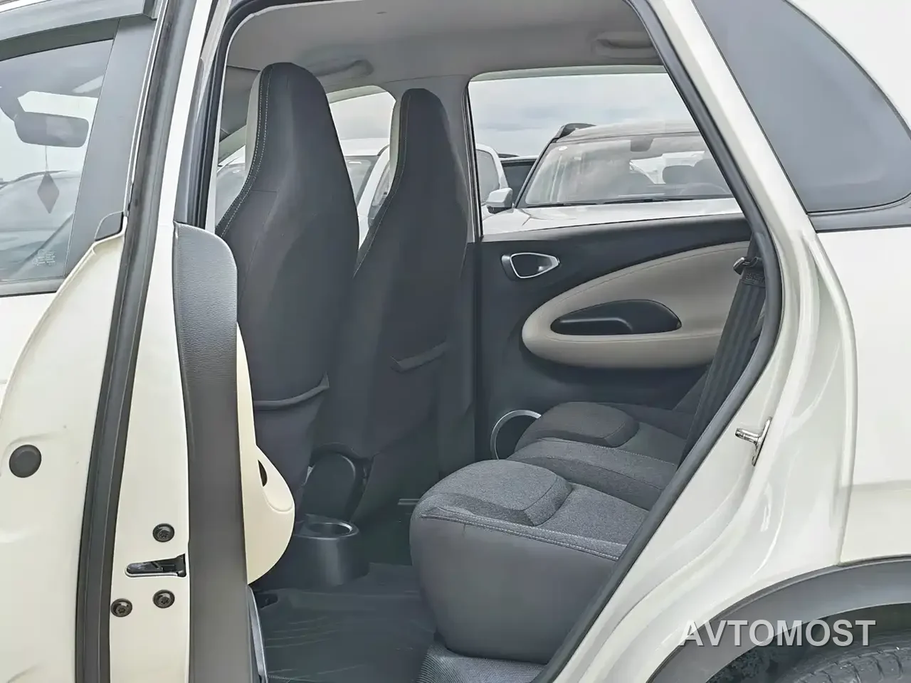Wuling Bingo 2023 Model 203km Lite Enjoyment Edition — фото 12