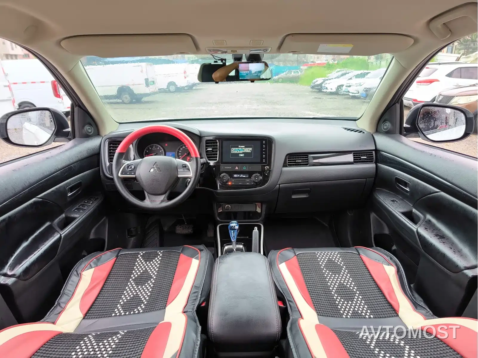 Mitsubishi Outlander 2021 2.0L 2WD Smooth Ride Version 5-Seater — фото 9