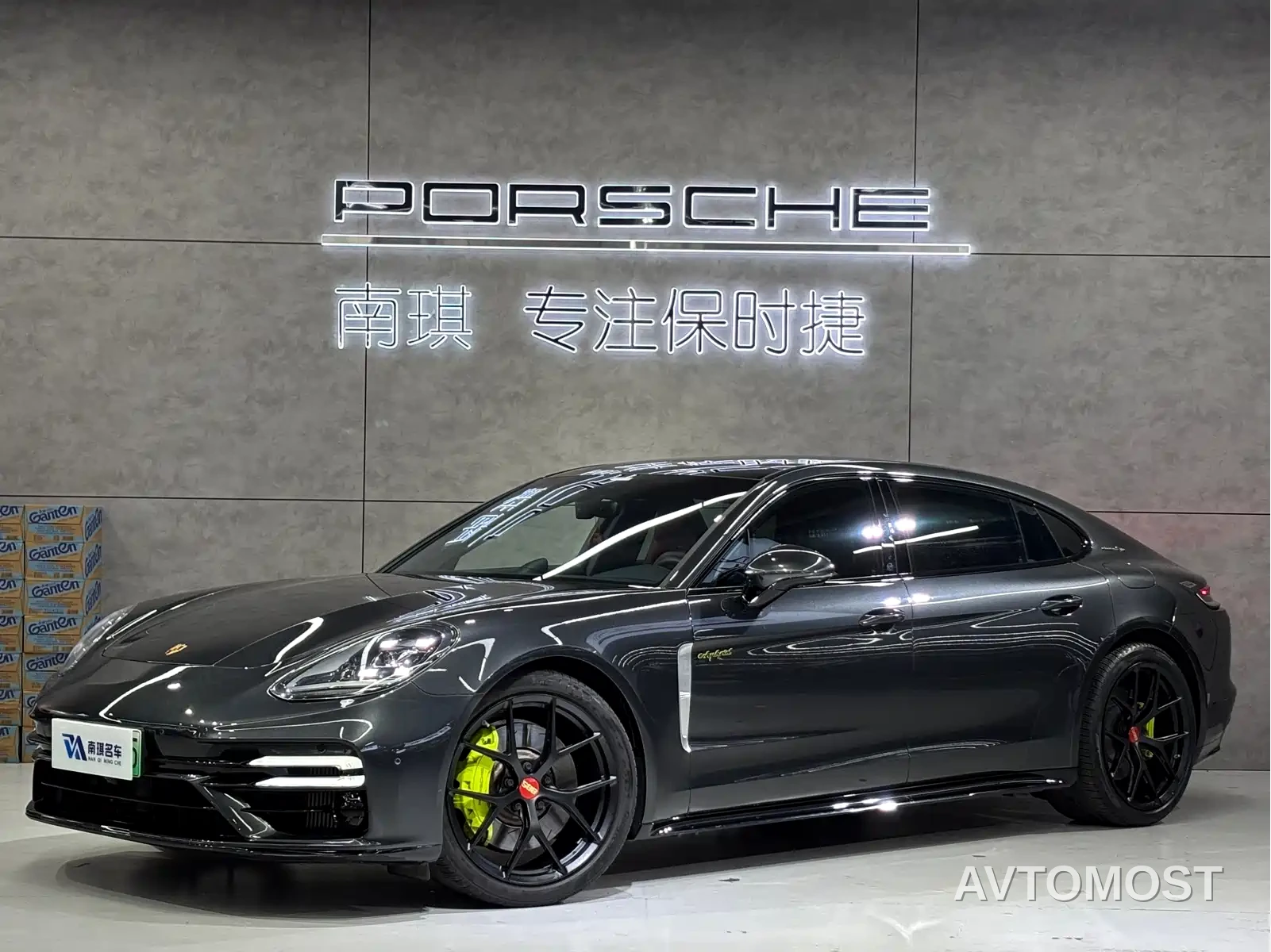 Porsche Panamera New Energy 2022 Panamera 4 E-Hybrid Executive Long Wheelbase 2.9T — фото 1