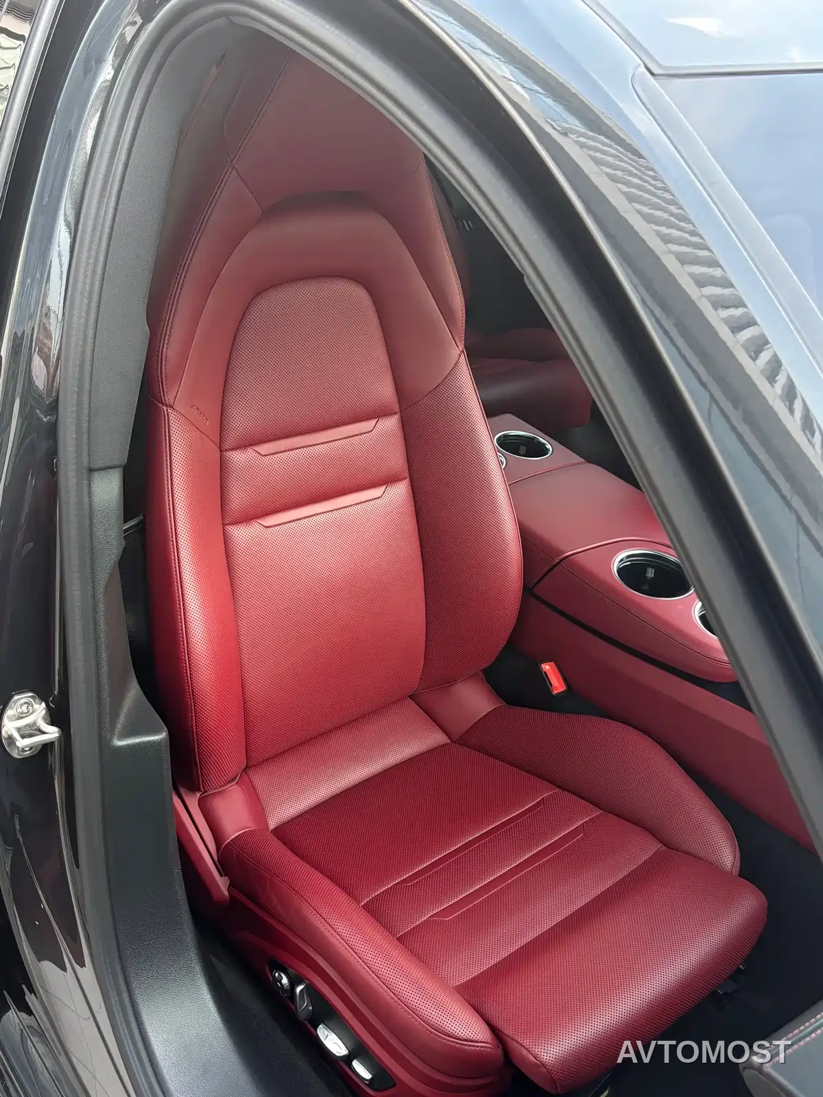 Porsche Panamera New Energy 2022 Panamera 4 E-Hybrid Executive Long Wheelbase 2.9T — фото 12