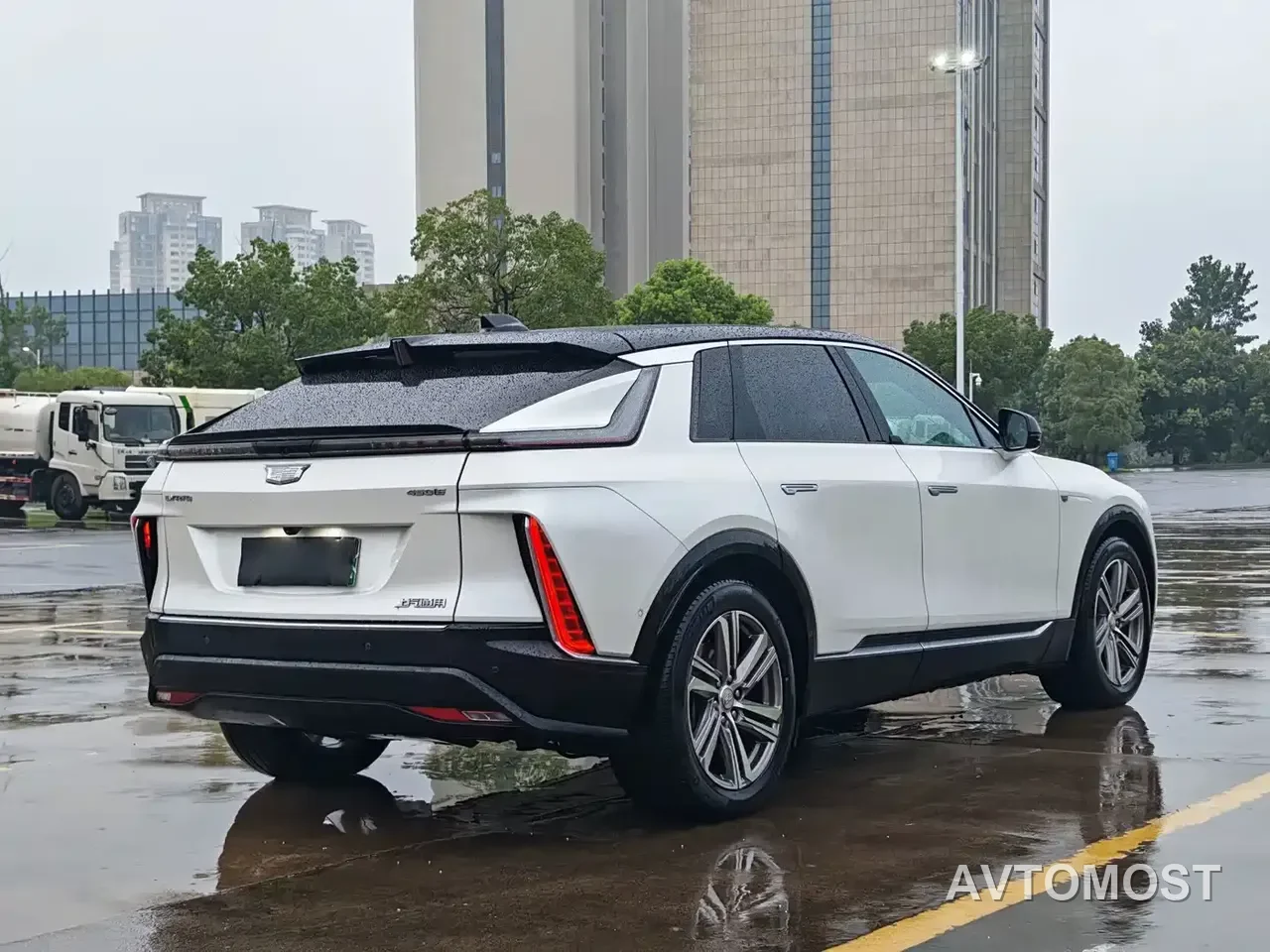 Cadillac IQ Rui Ge 2022 RWD Long Range Luxury Edition — фото 5