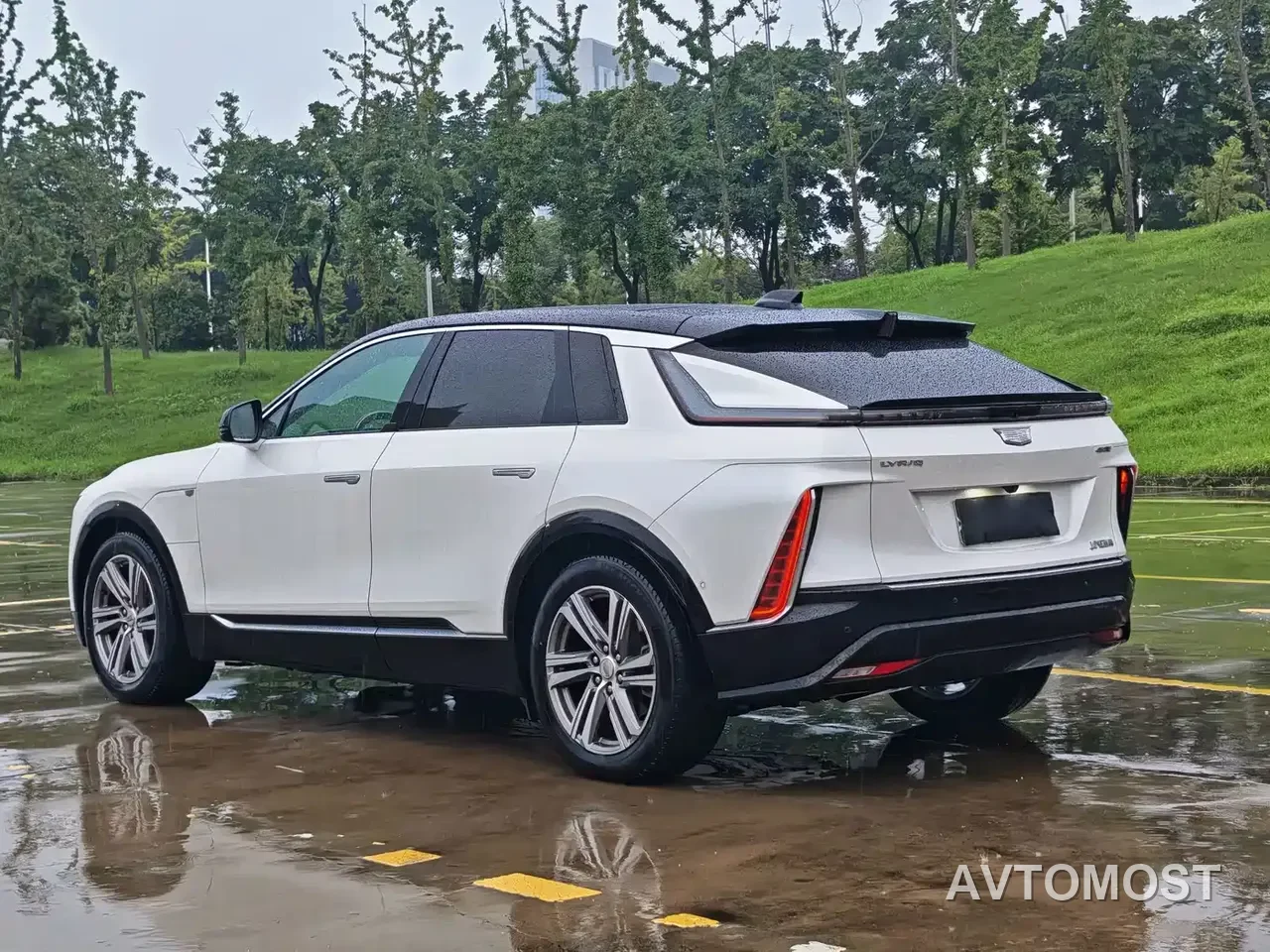 Cadillac IQ Rui Ge 2022 RWD Long Range Luxury Edition — фото 7