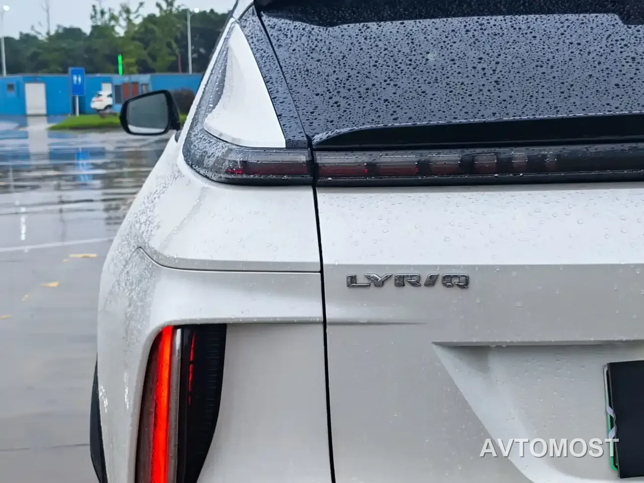 Cadillac IQ Rui Ge 2022 RWD Long Range Luxury Edition — фото 8