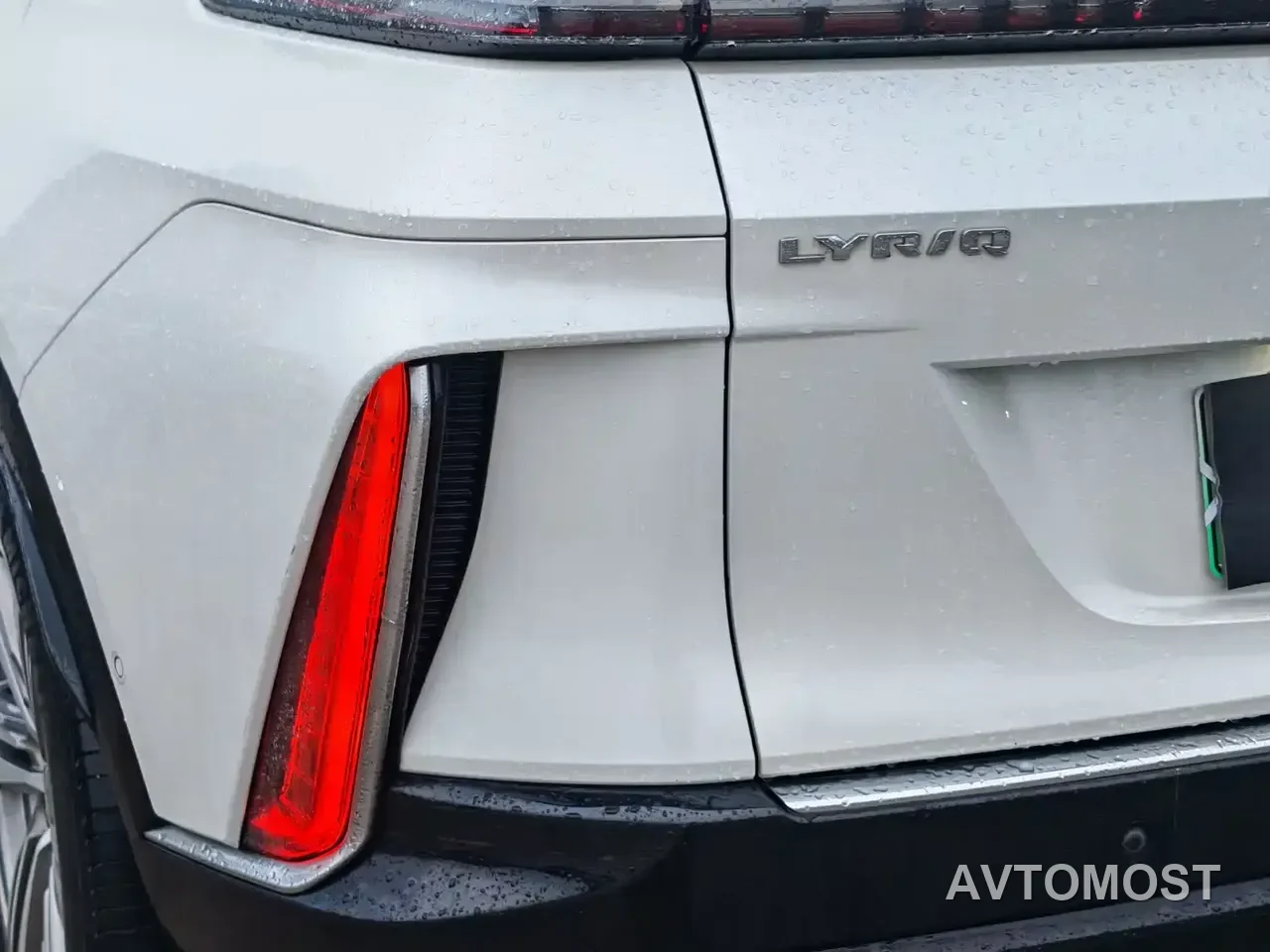 Cadillac IQ Rui Ge 2022 RWD Long Range Luxury Edition — фото 9