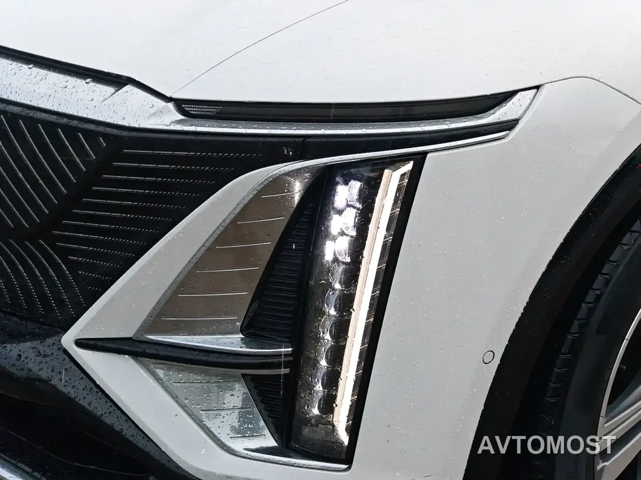 Cadillac IQ Rui Ge 2022 RWD Long Range Luxury Edition — фото 11