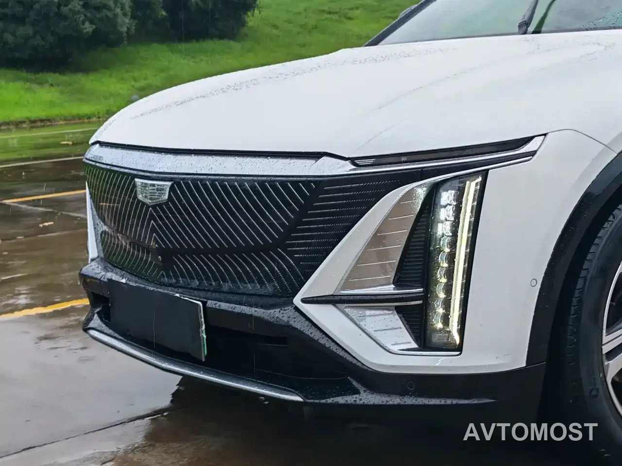 Cadillac IQ Rui Ge 2022 RWD Long Range Luxury Edition — фото 13