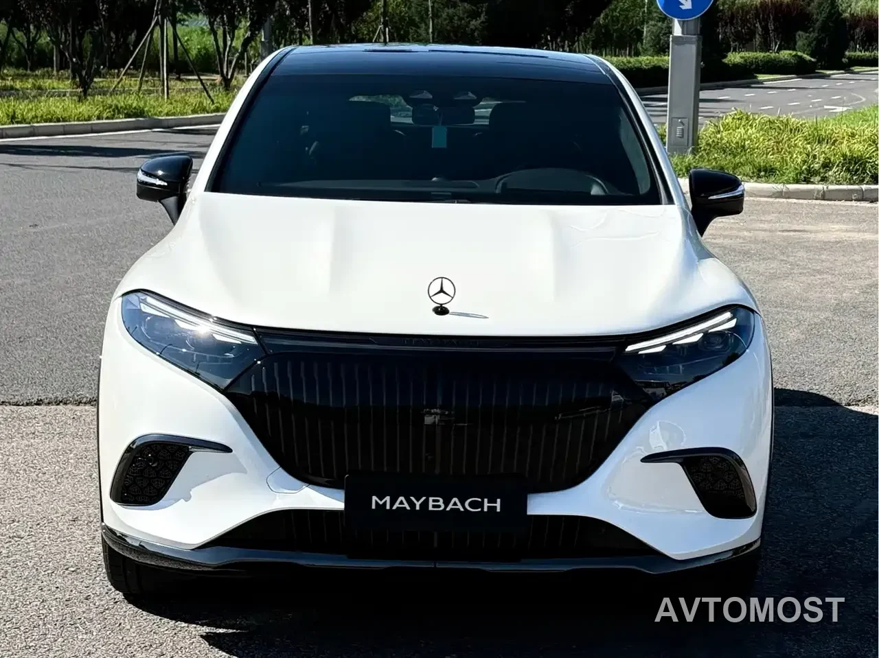 Mercedes-Benz Maybach EQS SUV 2024 EQS 680 Ceremony Edition — фото 2