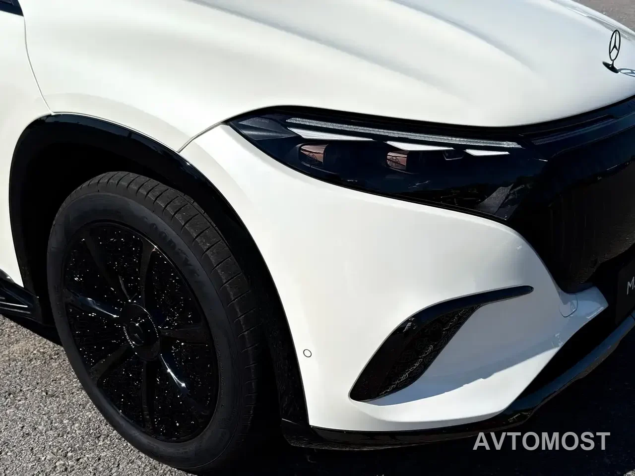 Mercedes-Benz Maybach EQS SUV 2024 EQS 680 Ceremony Edition — фото 6