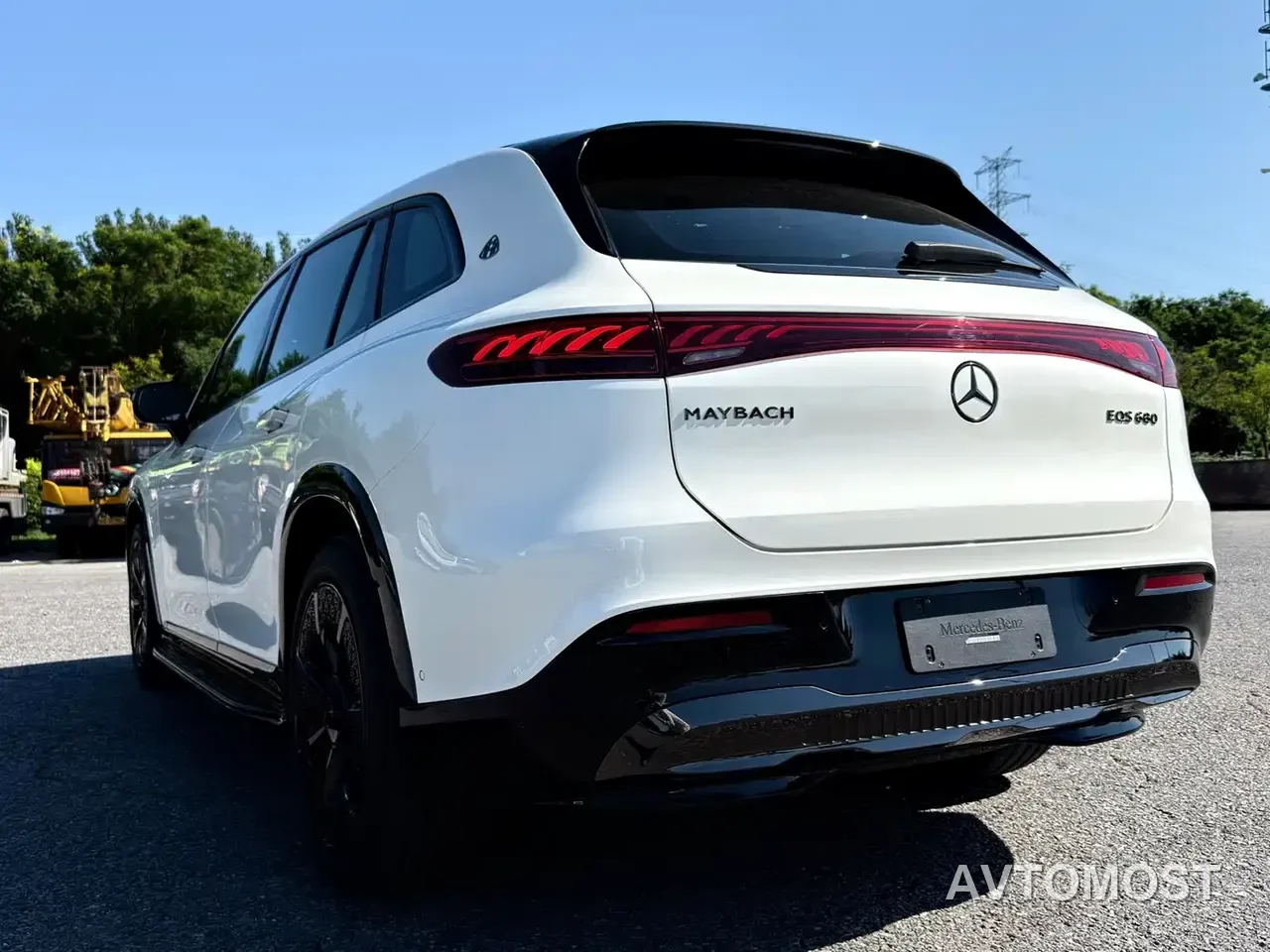 Mercedes-Benz Maybach EQS SUV 2024 EQS 680 Ceremony Edition — фото 9