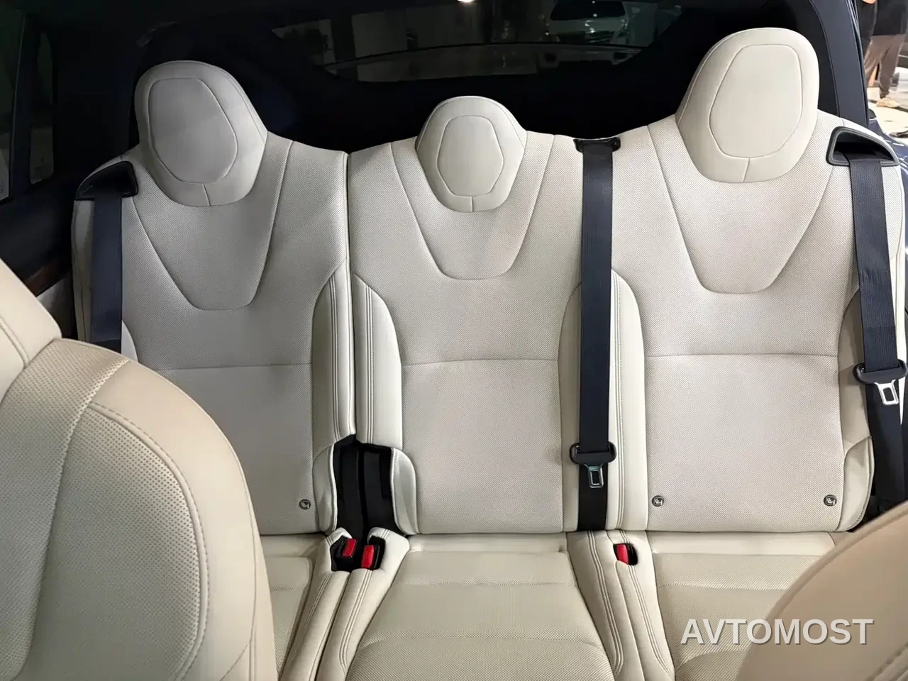 Tesla Model X 2023 Dual Motor All-Wheel Drive Edition — фото 18