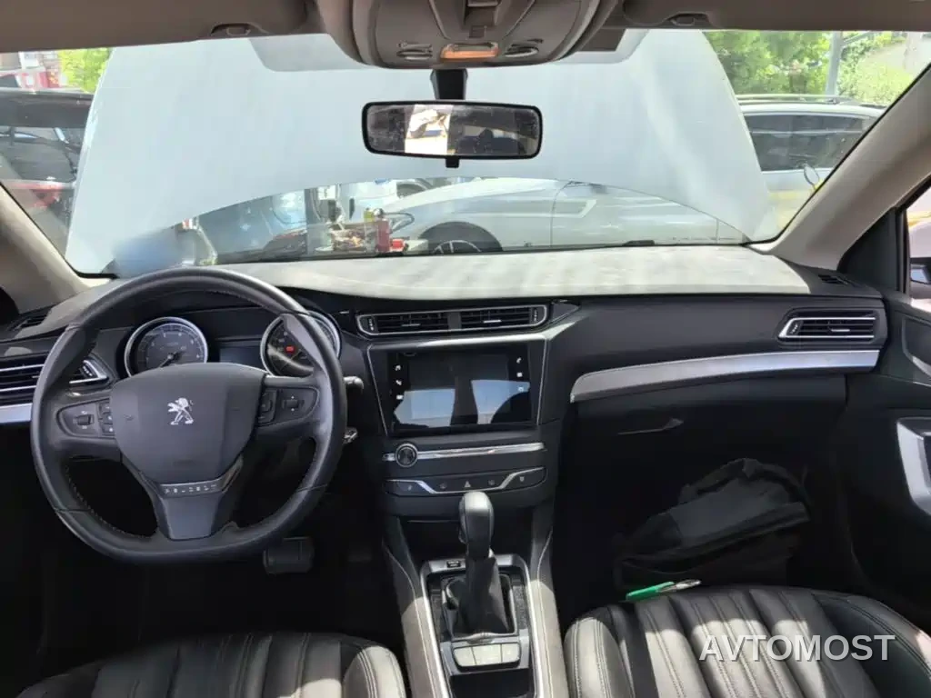 Peugeot 408 2020 360THP 10th Anniversary Premium Edition — фото 10