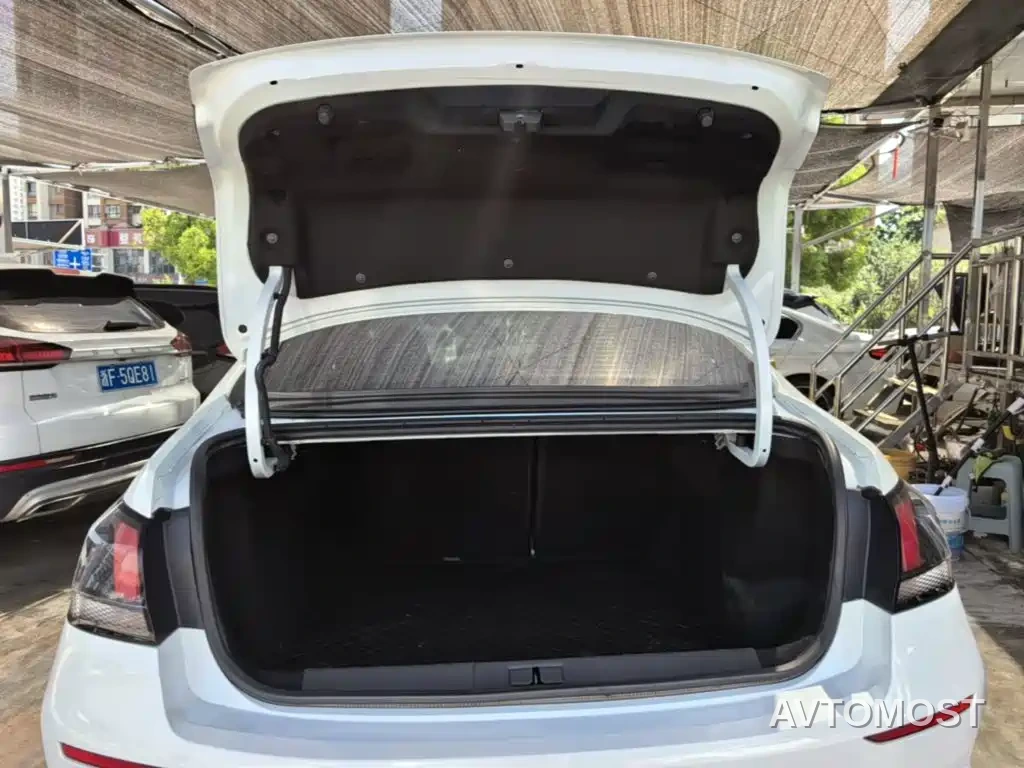 Peugeot 408 2020 360THP 10th Anniversary Premium Edition — фото 19