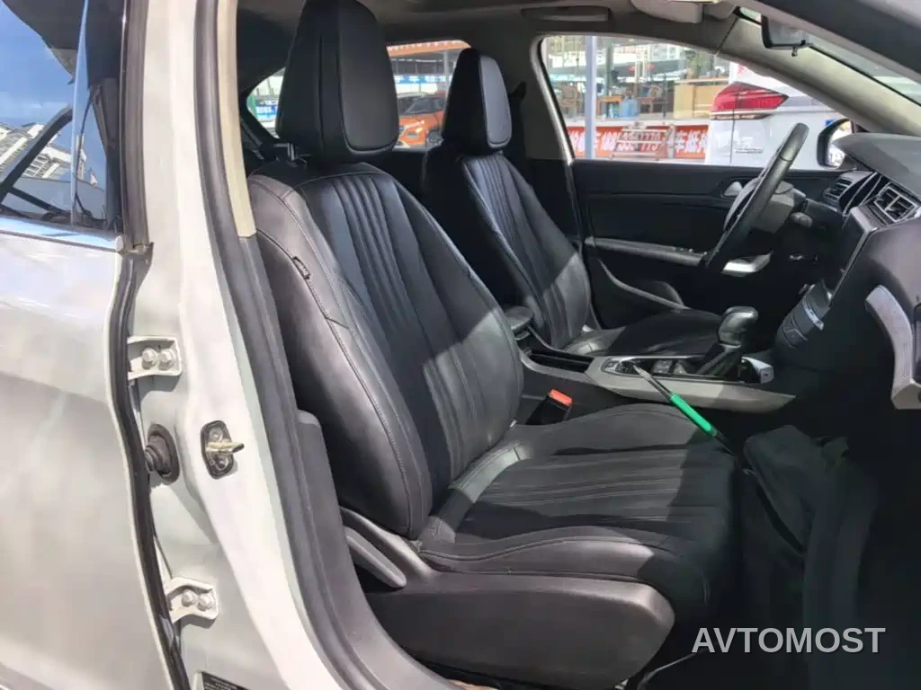 Peugeot 408 2020 360THP 10th Anniversary Premium Edition — фото 25