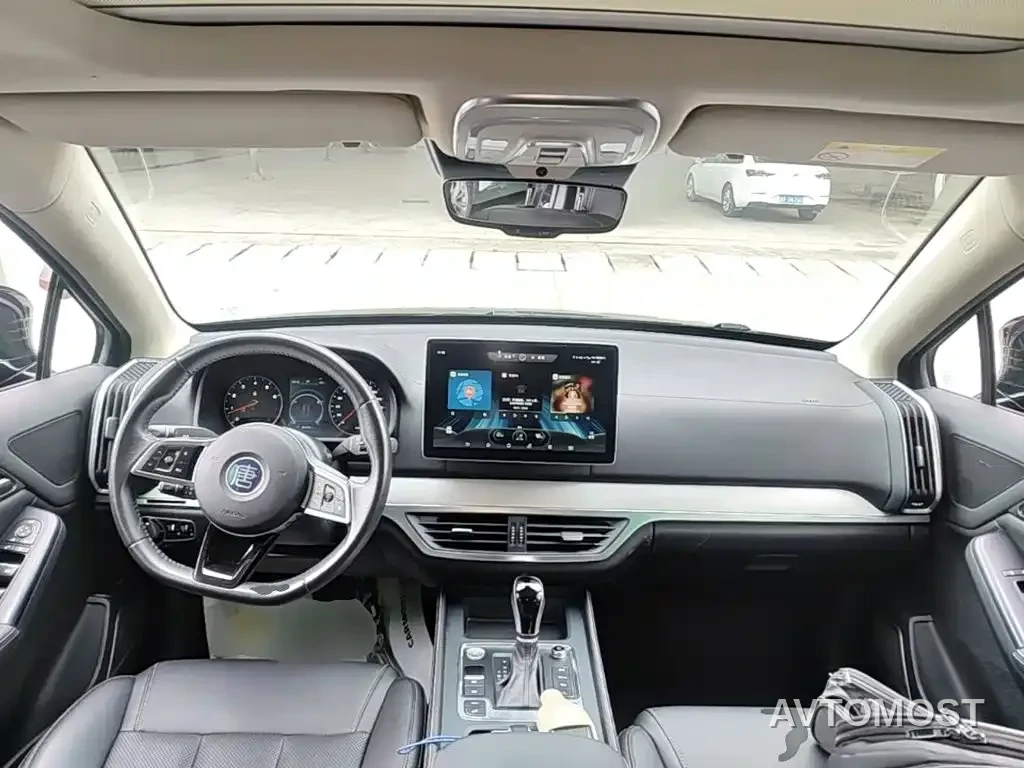 BYD Tang 2019 2.0T Automatic Smart Connect Noble 7-seater China VI — фото 10