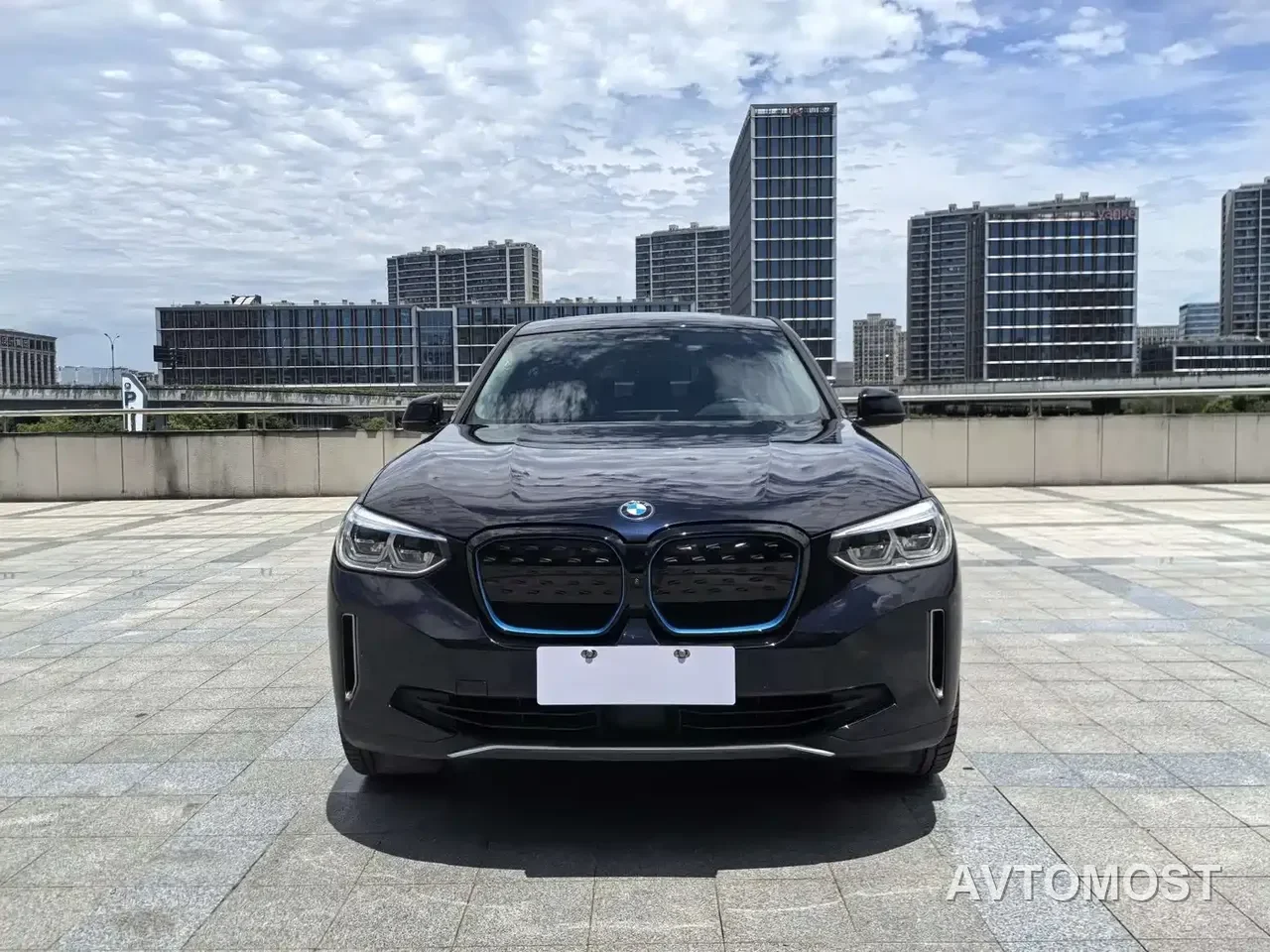 BMW iX3 2021 Pioneer — фото 2