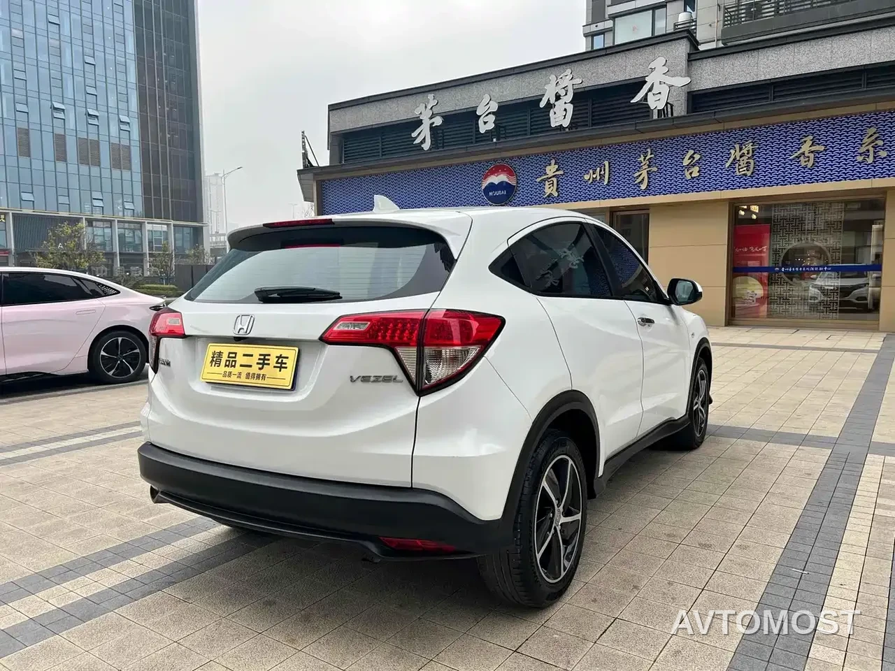 Honda Vezel 2022 1.5L CVT Phantom Night Pioneer Edition — фото 3