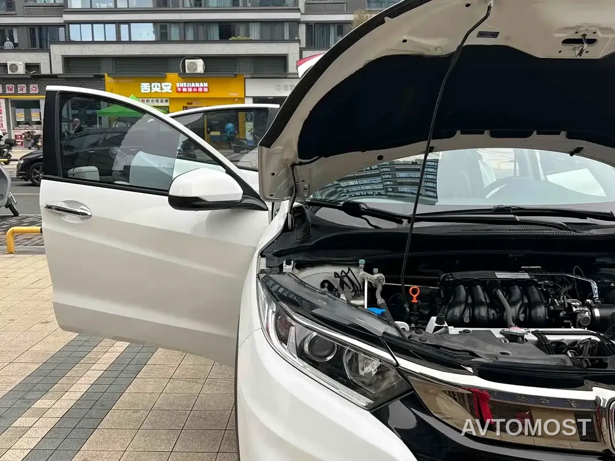 Honda Vezel 2022 1.5L CVT Phantom Night Pioneer Edition — фото 6
