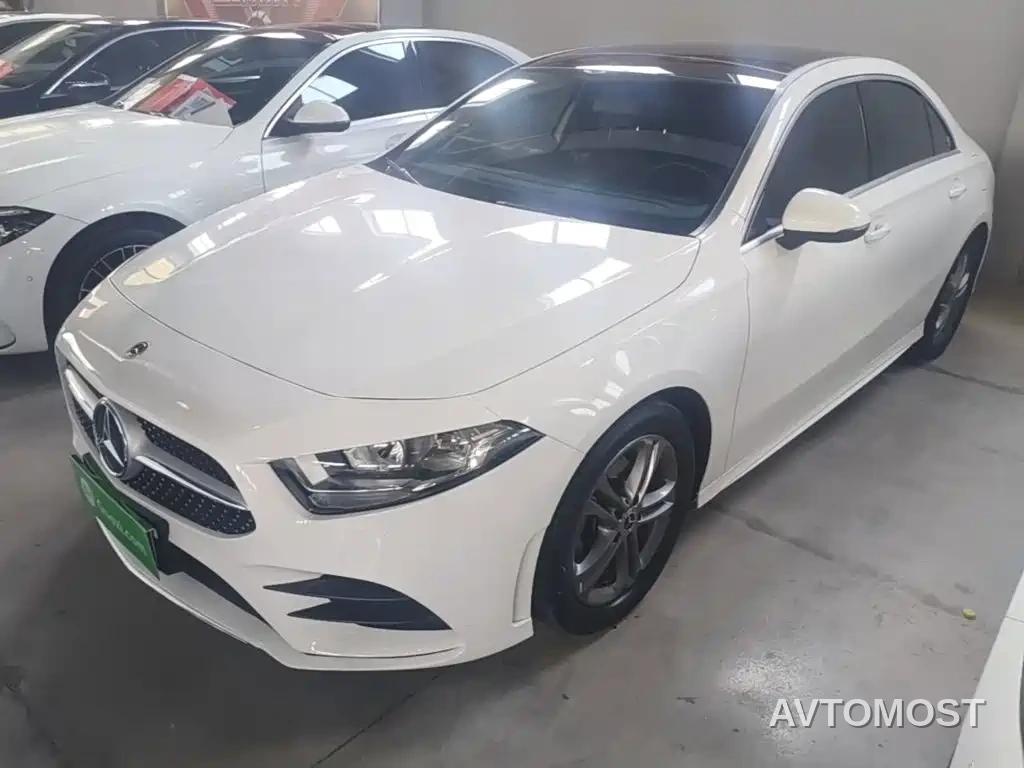 Mercedes-Benz A-Class 2022 Facelift A 180 L Sport Sedan — фото 2