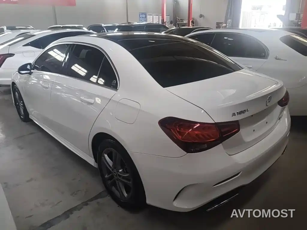 Mercedes-Benz A-Class 2022 Facelift A 180 L Sport Sedan — фото 4
