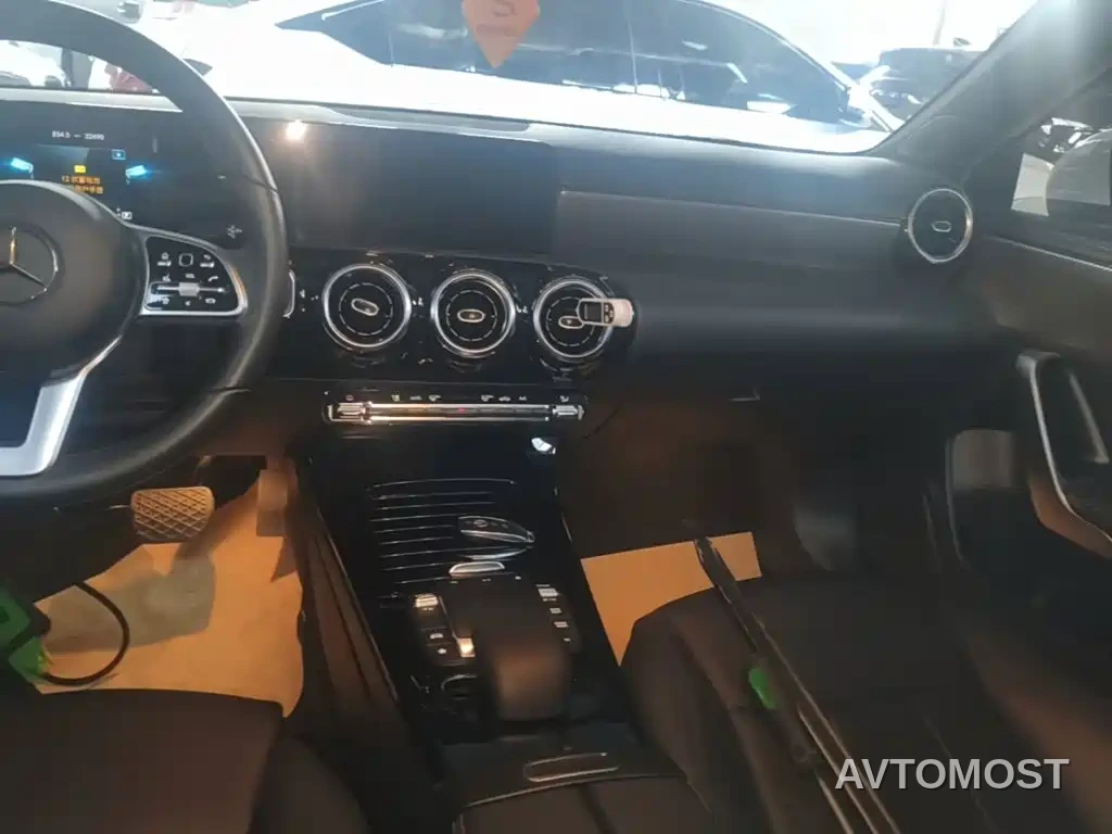 Mercedes-Benz A-Class 2022 Facelift A 180 L Sport Sedan — фото 11