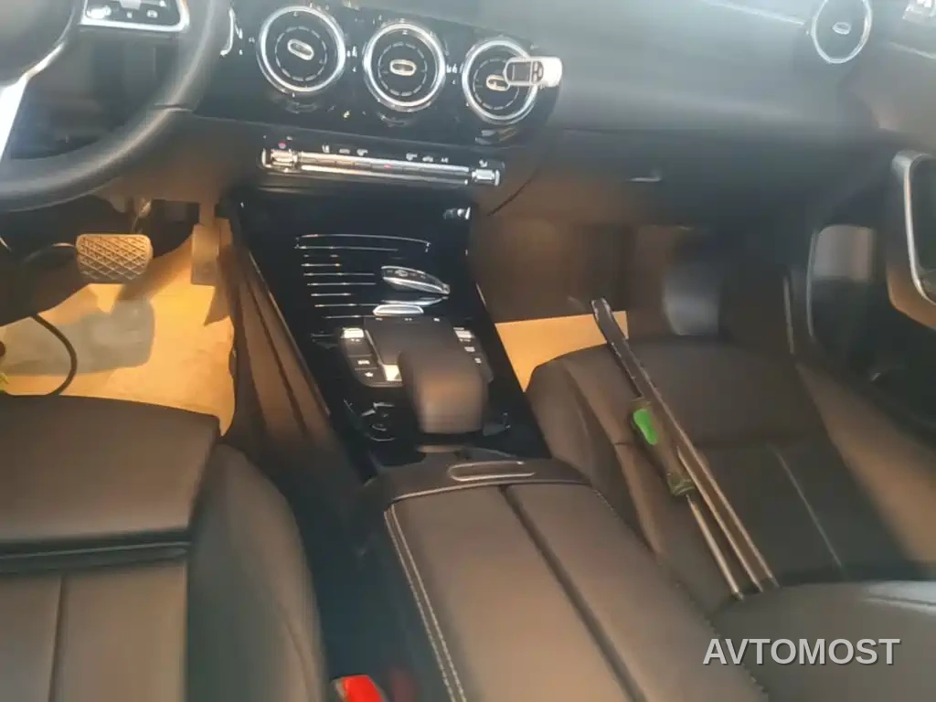 Mercedes-Benz A-Class 2022 Facelift A 180 L Sport Sedan — фото 12