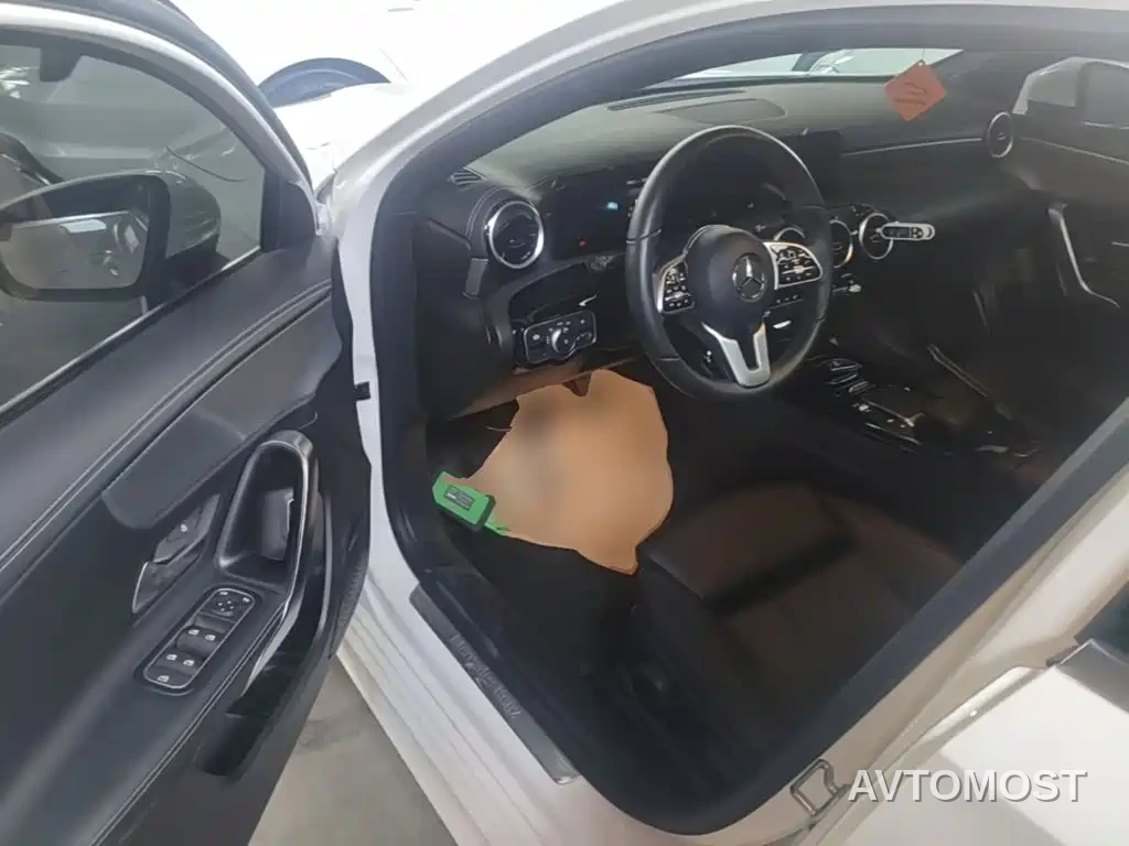 Mercedes-Benz A-Class 2022 Facelift A 180 L Sport Sedan — фото 14