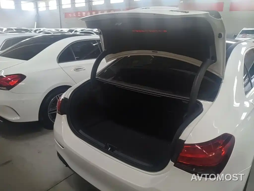 Mercedes-Benz A-Class 2022 Facelift A 180 L Sport Sedan — фото 17