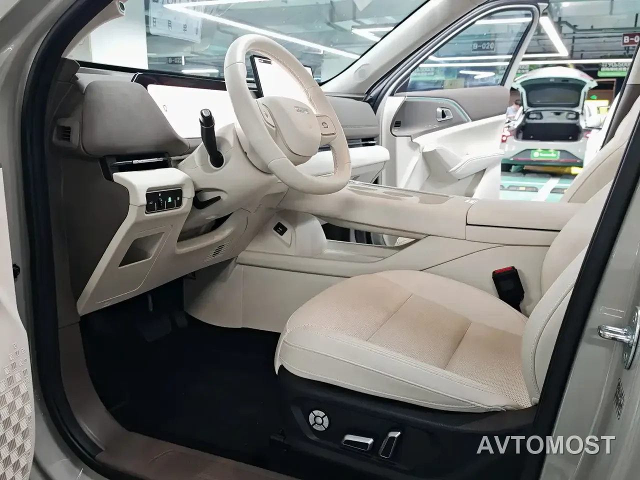 Haval Xiaolong MAX 2025 Hi4 165 Ultra Smart Drive Edition — фото 13