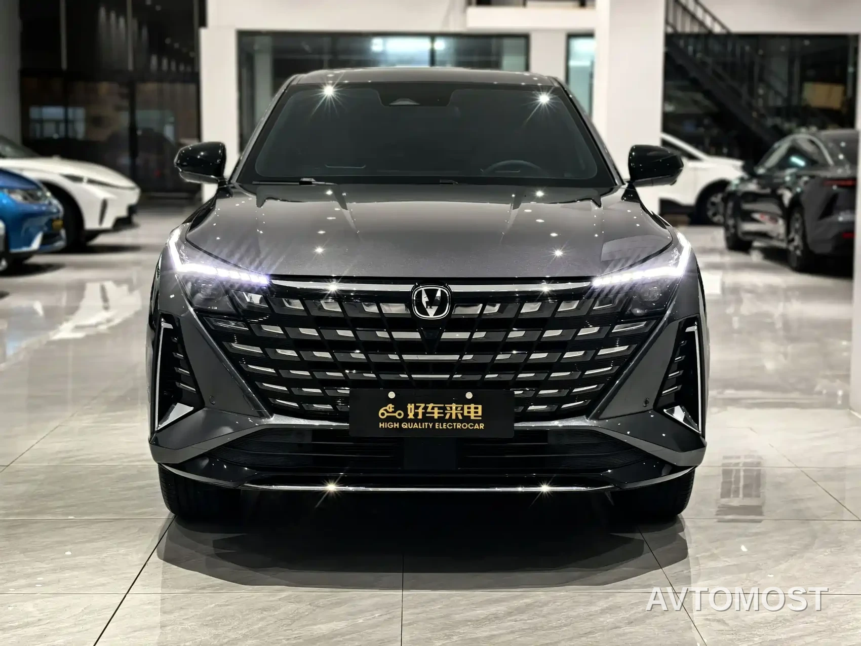 Changan UNI-Z New Energy 2024 Blue Whale iDD 125km Surpassing Edition — фото 2