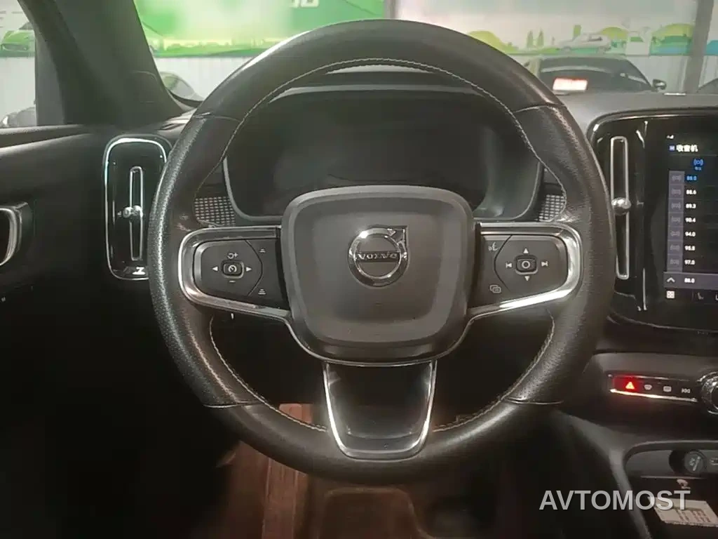 Volvo XC40 New Energy 2021 P8 EV AWD Elegant Sport — фото 7