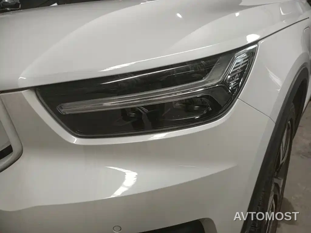 Volvo XC40 New Energy 2021 P8 EV AWD Elegant Sport — фото 17
