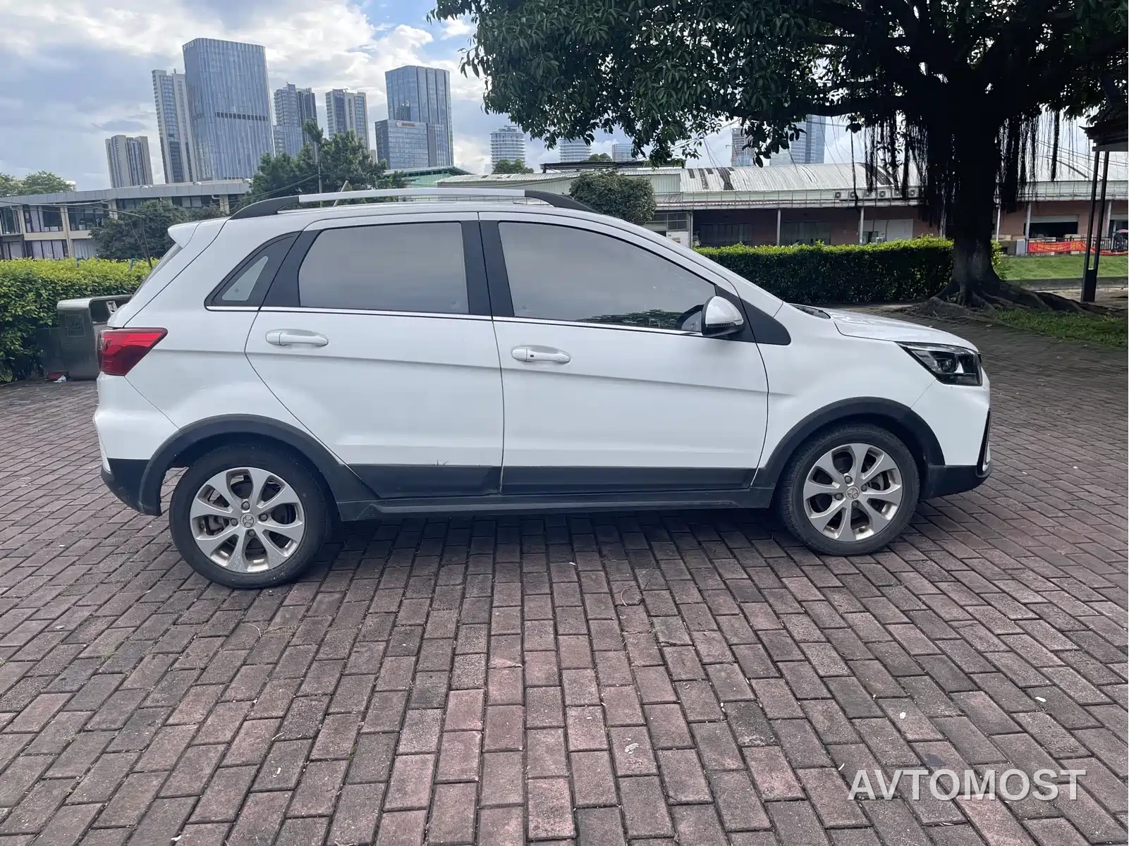 BAIC New Energy EC5 2019 New Trend Edition — фото 8