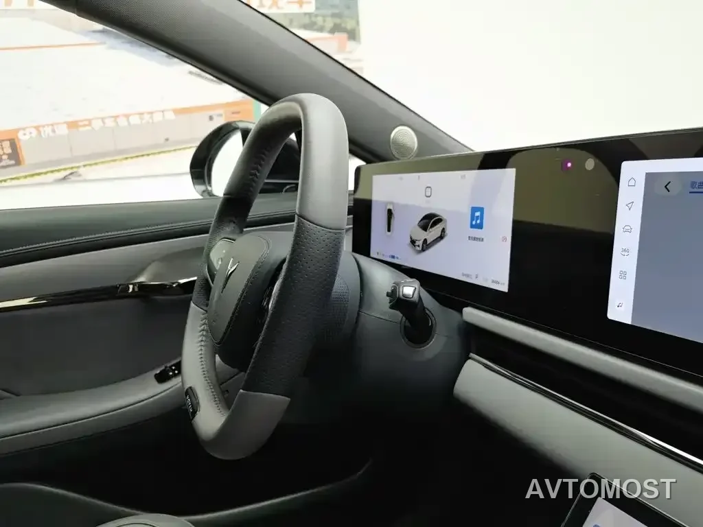 VOYAH Zhuiguang 2024 PHEV AWD Ultra Long Range Flagship — фото 21