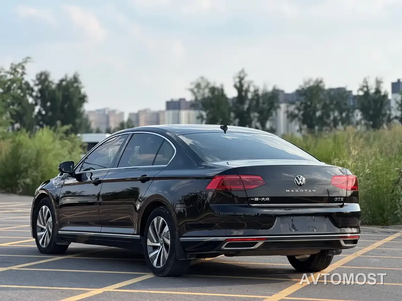 Volkswagen Magotan GTE Plug-in Hybrid 2020 GTE Luxury — фото 7