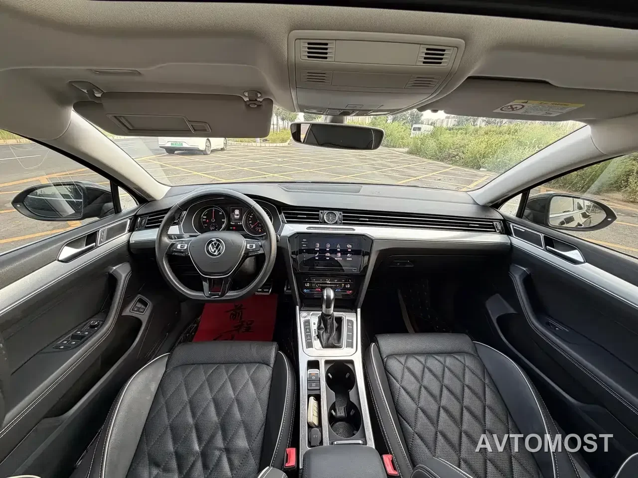 Volkswagen Magotan GTE Plug-in Hybrid 2020 GTE Luxury — фото 10