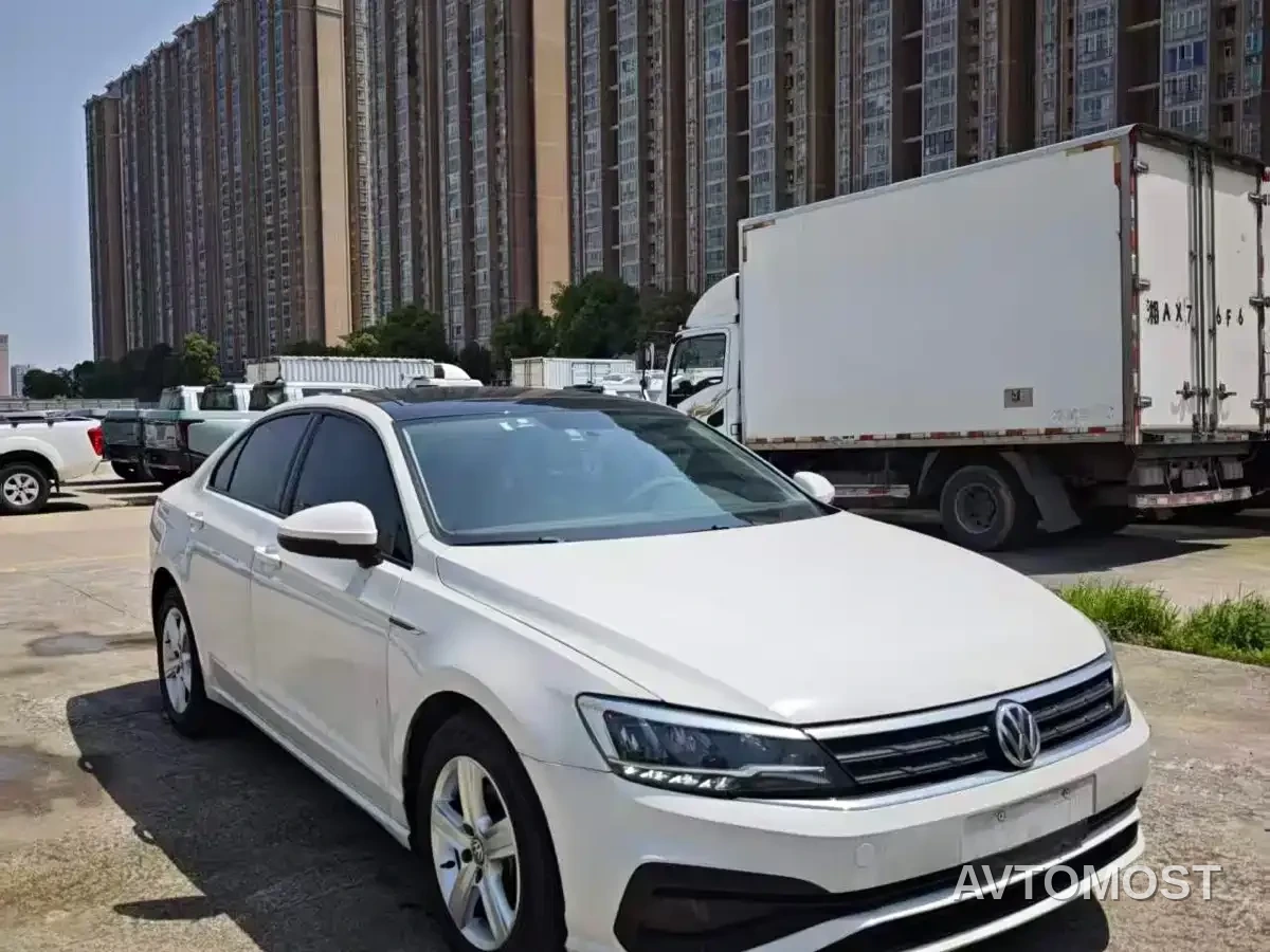 Volkswagen Lamando 2021 230TSI DSG Fashion Edition — фото 3