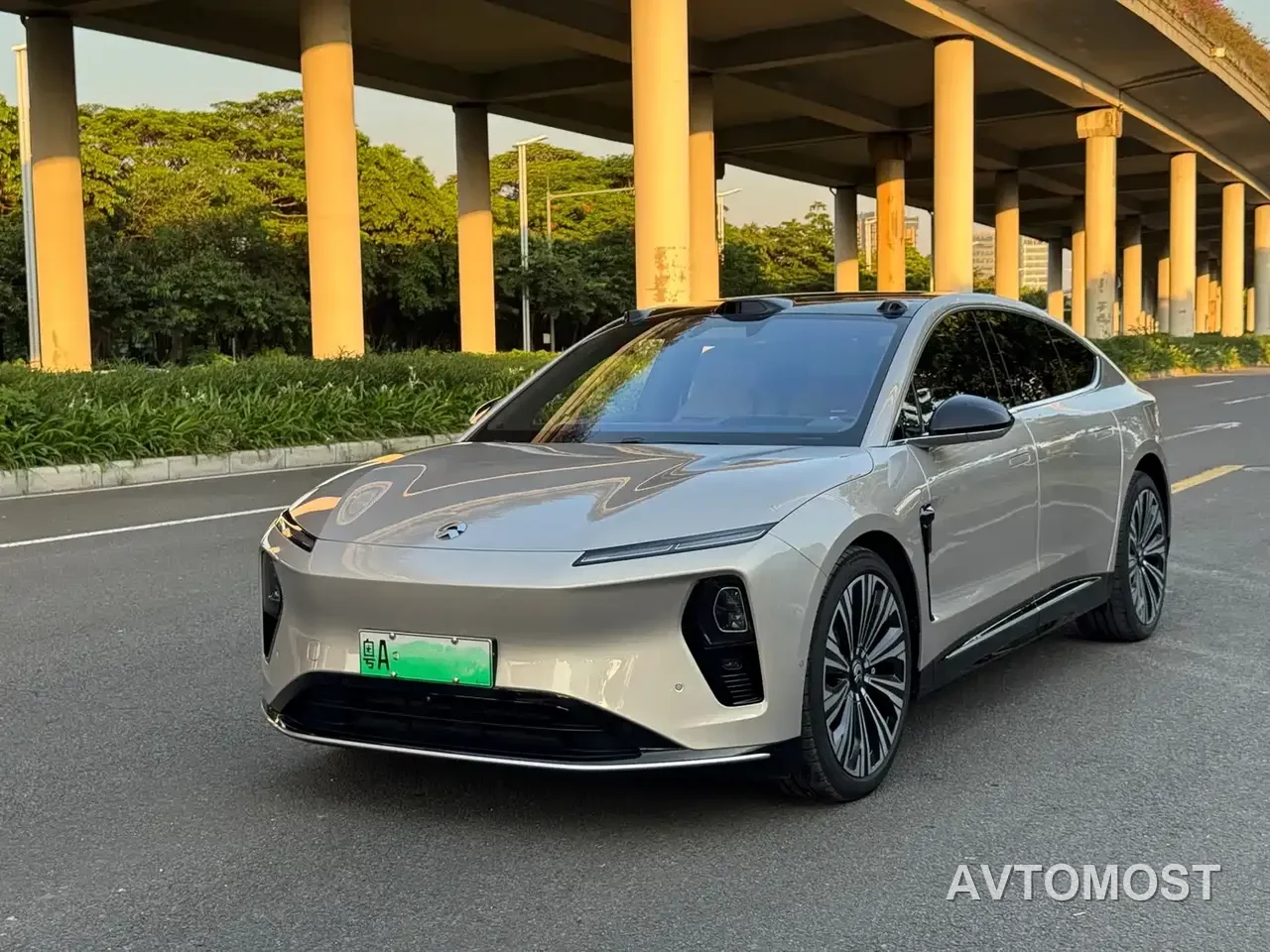 NIO ET9 2025 100kWh Signature Edition — фото 2