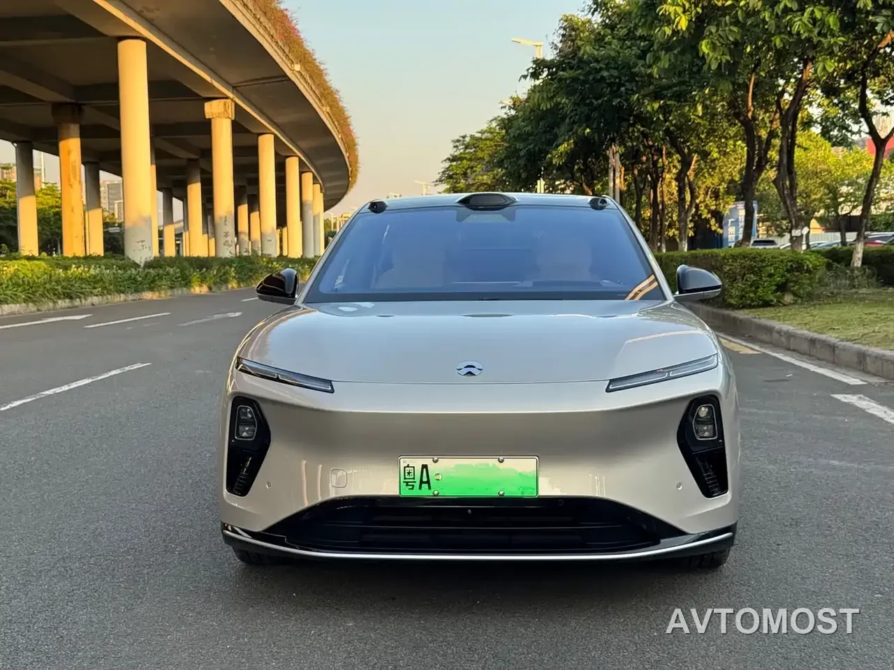 NIO ET9 2025 100kWh Signature Edition — фото 11