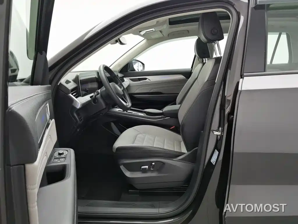 Volkswagen Talagon 2023 330TSI Luxury Touring Edition — фото 10