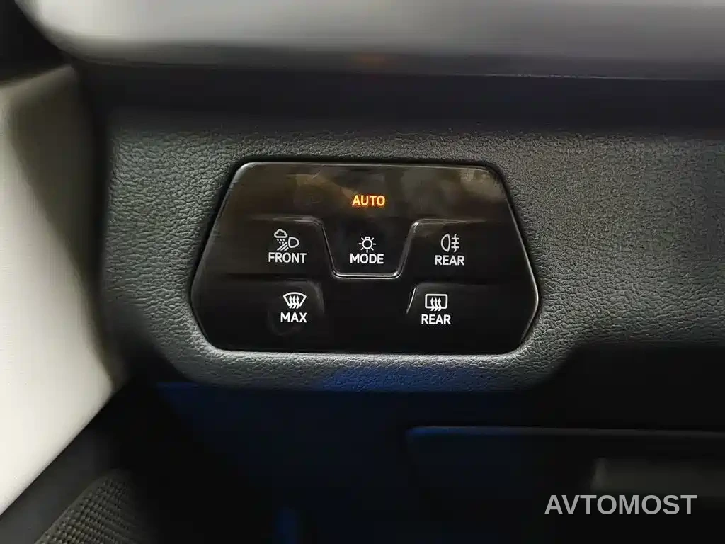 Volkswagen Talagon 2023 330TSI Luxury Touring Edition — фото 21