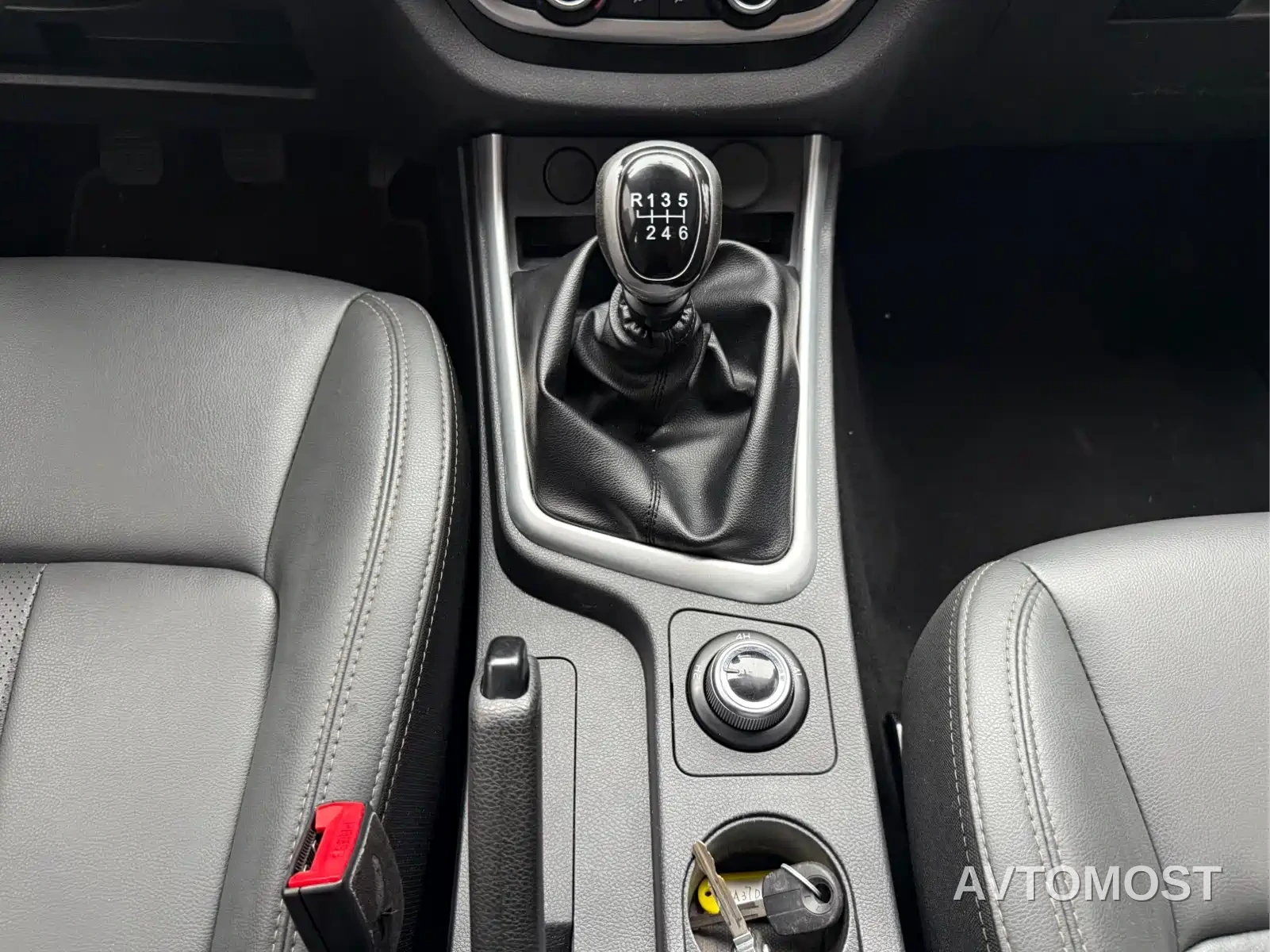 Isuzu Ruimai 2023 Model 2.5T Diesel Manual 4WD Damai Version Standard Wheelbase — фото 6